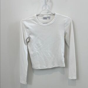 Aritzia White Long Sleeve Tee